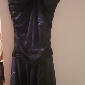 Small navy midi dress